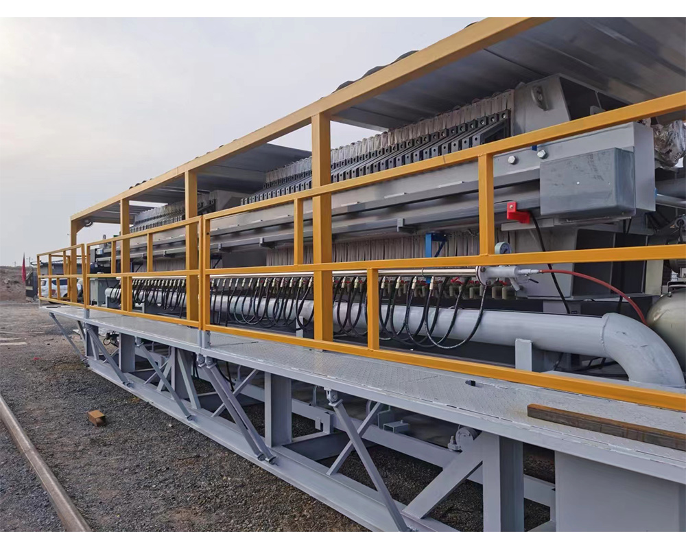MOBILE FILTER PRESS MACHINE